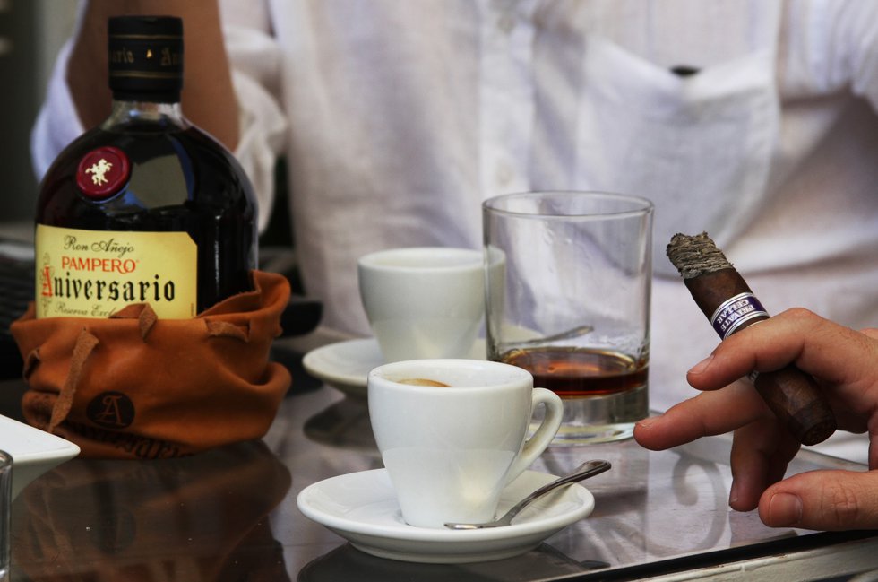 Rum Cigar and Coffee Pairing